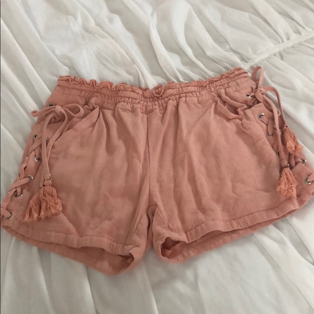 Tie side shorts